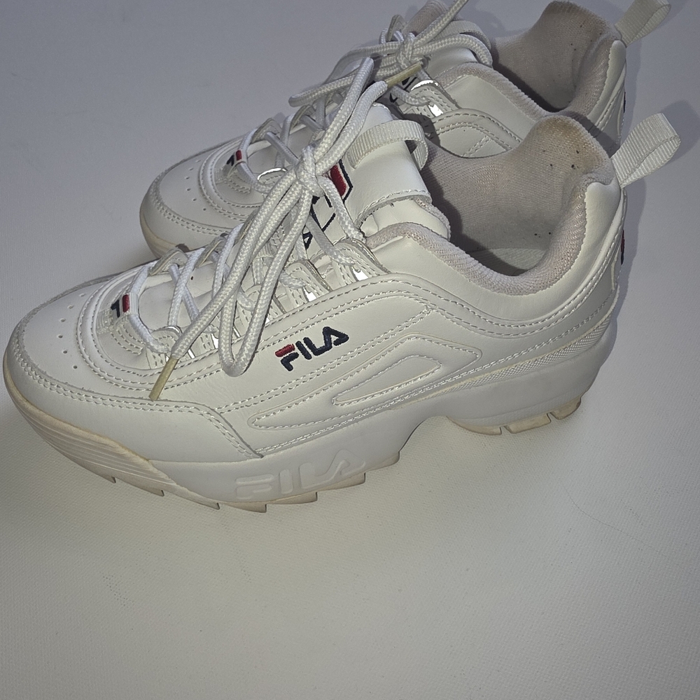 Fila Disruptor White Athletic Shoes 7.5